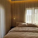 아파트 Adore - Modern