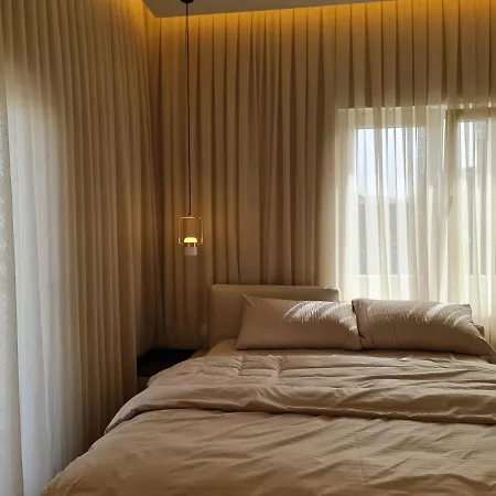 Apartment Adore - Modern