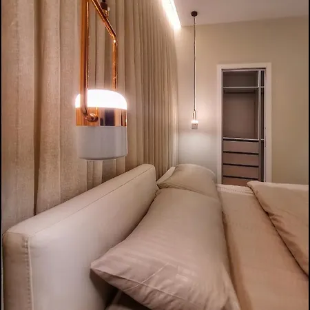 Апартаменты Adore - Modern *