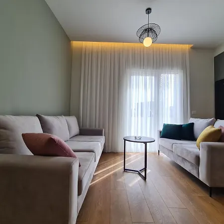 Apartment Adore - Modern