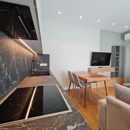 Apartment Adore - Modern *