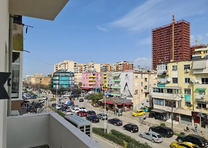 Apartment Adore - Modern