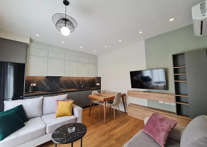Adore - Modern Apartament Tirana